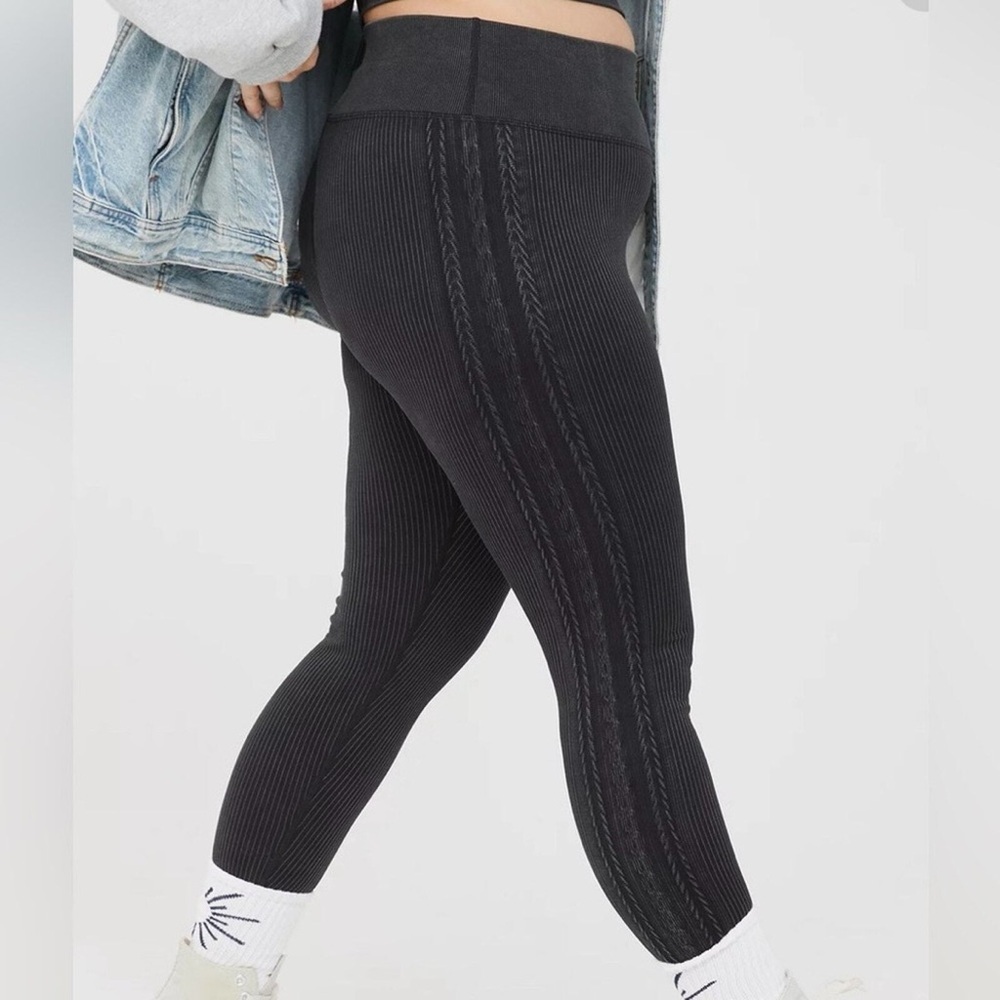 Aerie black braided leggings